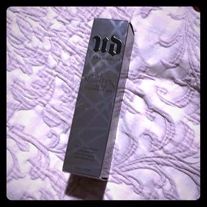 Urban decay liquid foundation